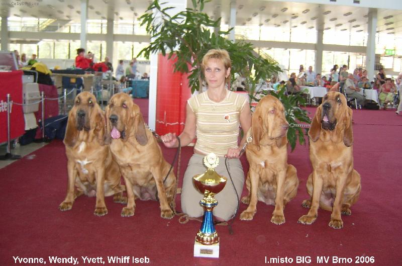 Foto: ISEB CS-Nejlep�� chovatelsk� skupina Intercanis 2006