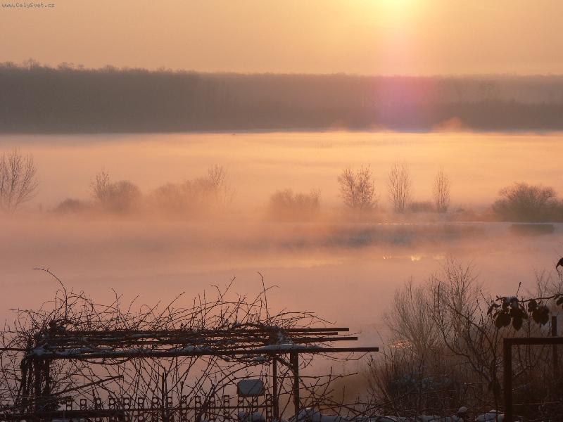 Foto: Mlha-po r�nu m�me ��asn� v�hled